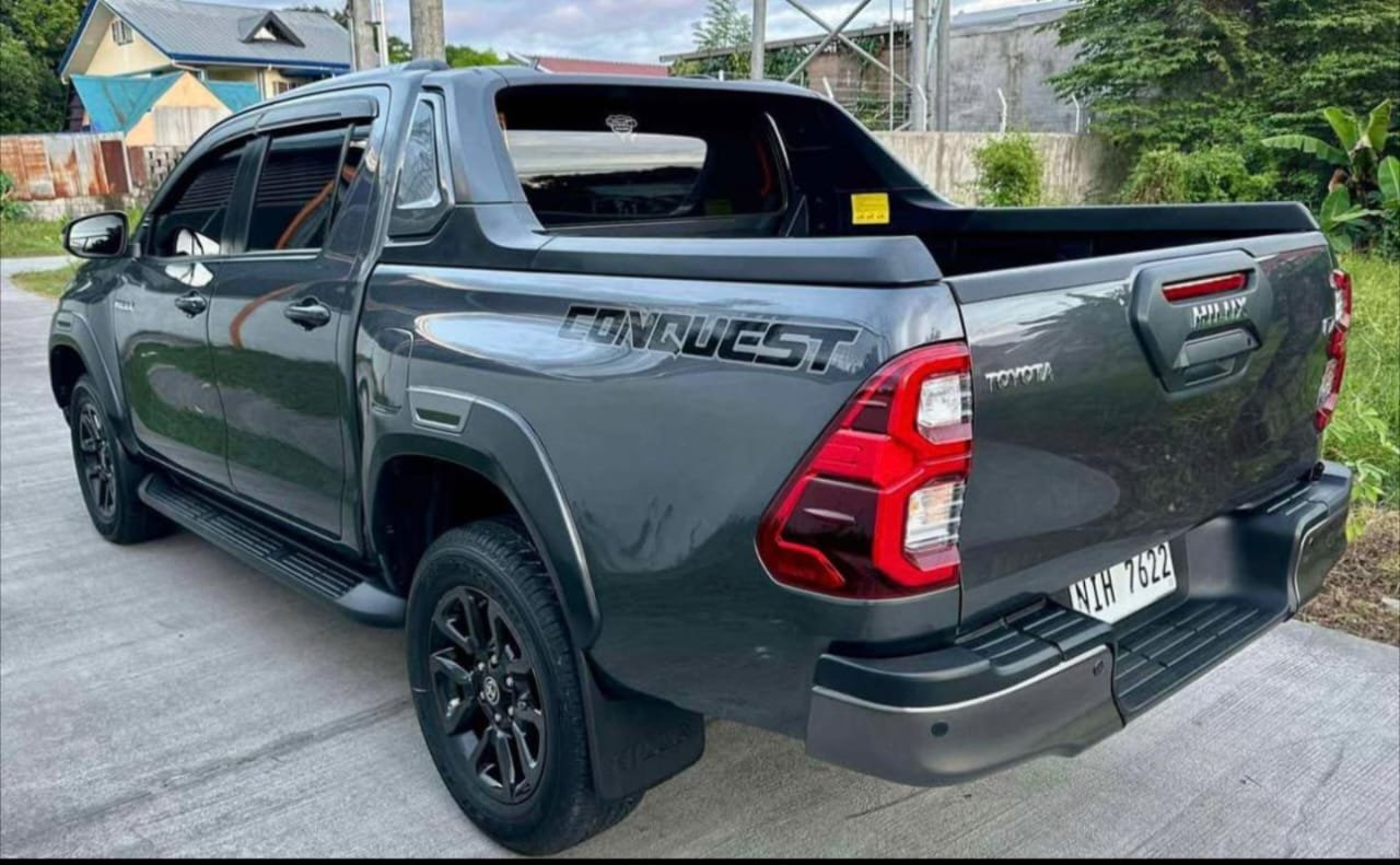 Toyota Hilux 4x4 diesel engine - Image 5