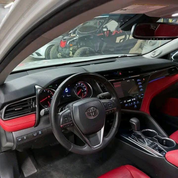2019 Toyota Camry XSE - Image 5