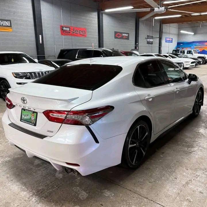 2019 Toyota Camry XSE - Image 8