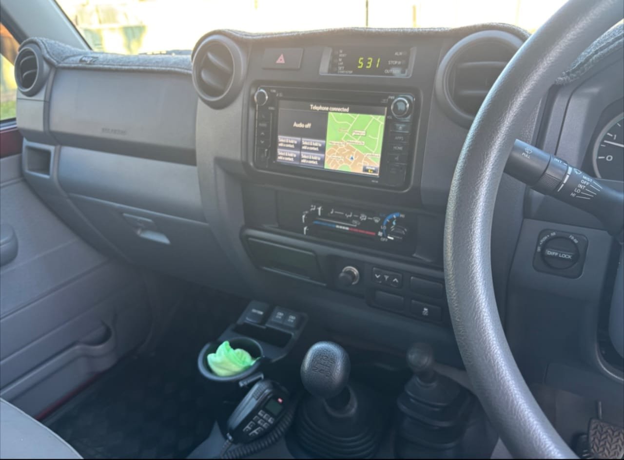 2022 Toyota land cruiser Pick-up, single cab - Image 7