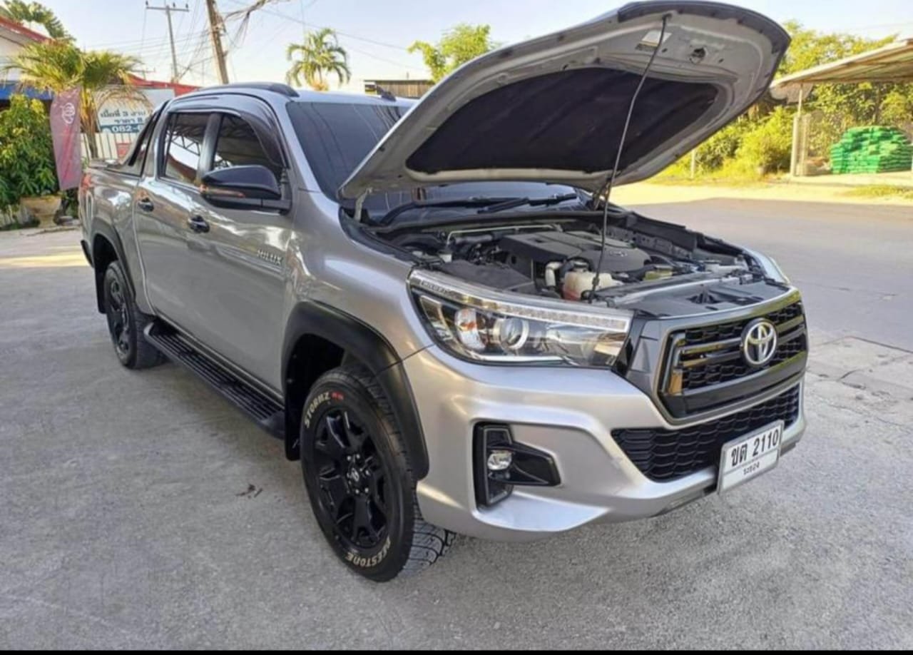 2023 Toyota Hilux Revo - Image 5