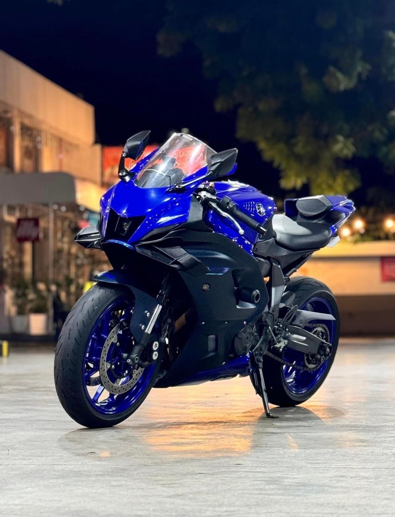 2022 Yamaha R7 - Image 4