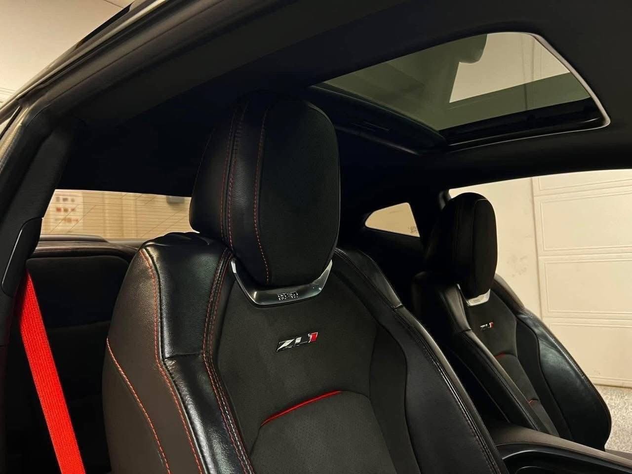 2018 Chevrolet Camaro ZL1 - Image 7