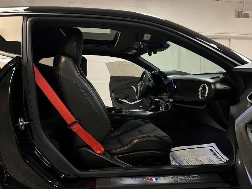 2018 Chevrolet Camaro ZL1 - Image 8