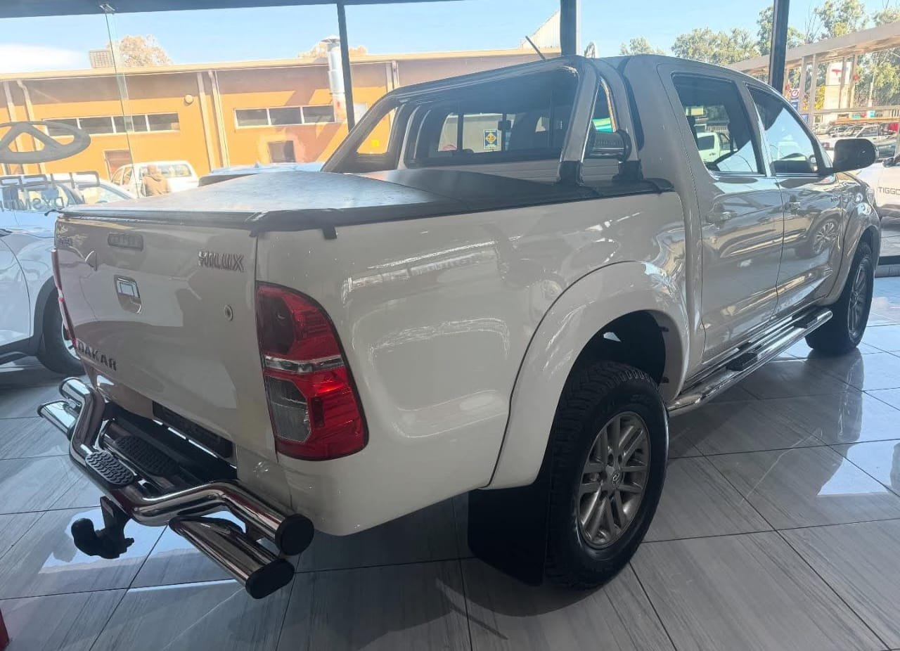 2014 Toyota Hilux Legend 45 3.0D4d Automatic - Image 7