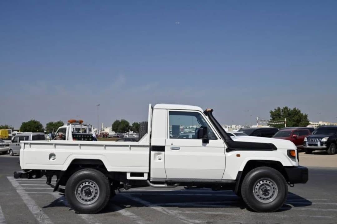 2022 Toyota Land cruiser Pick-up - Image 8