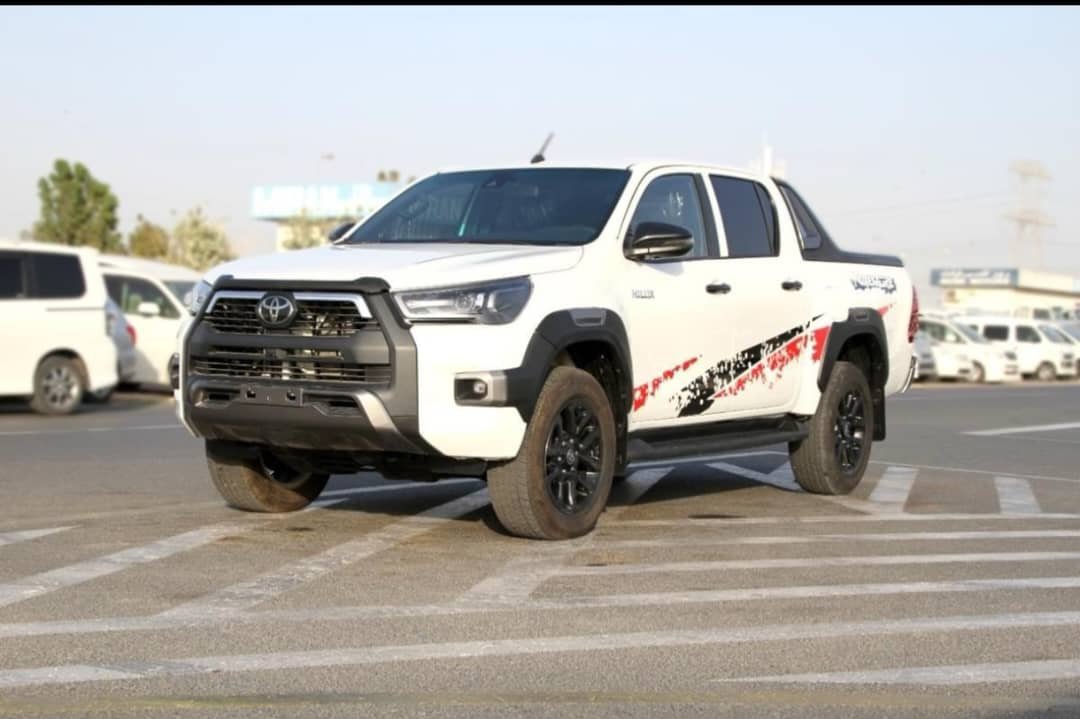 2019 Toyota Hilux 2.8 GD6 4x4 - Image 8