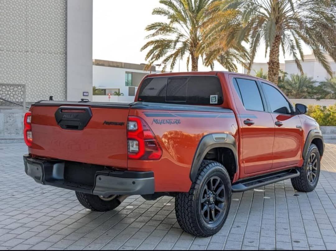 2022 Toyota Hilux 4x4 - Image 9